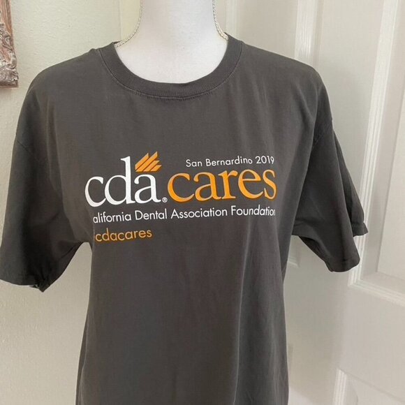 Hanes CDA California Dental Association Cares T-Shirt Sz Med San Bernardino 2019 - Picture 4 of 7